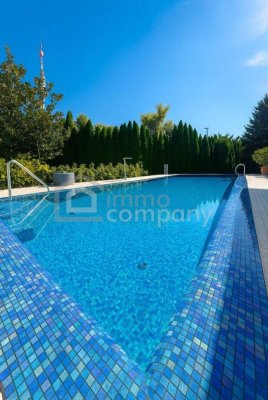 LUXUSVILLA MIT POOL | UNO CITY &amp; DONAUPARK | EXKLUSIVE GRÜNRUHELAGE | MAXIMALE PRIVATSPHÄRE