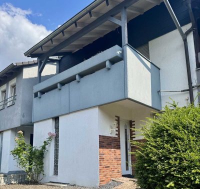 ++ Reihenmittelhaus mit Pool und Kamin ++