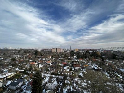 Hoch hinaus: 2-Zimmer in 6. Etage mit EBK und Fußbodenheizung