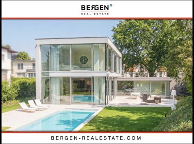 Exklusive Neubau Architekturvilla in Berlin Steglitz mit Pool und großer Terrasse