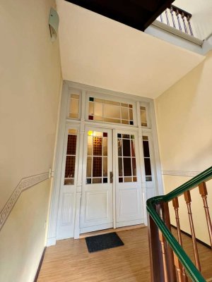 Wunderschöne, 3 ZKB,  100 qm große Altbauwohnung in Jena-Zentrum