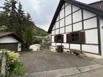 Attraktives 4-Zimmer-Haus mit EBK und Doppelgarage in Winnweiler