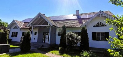 GROSSZÜGIG MIT GARTEN UND AUSBAUBAREM DACHBODEN