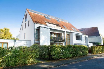 Frisch renovierte 4-Zimmer-Wohnung in ruhiger, grüner Lage - Zentrumsnah in Gütersloh