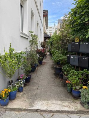 Eine echte Frankfurter Gründerzeitwohnung – Ihre eigene Etage im Herzen von Bornheim
