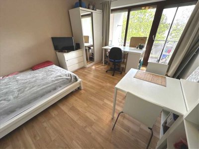 Gemütliche 1-Zimmer-Wohnung mit Balkon und Einbauküche ++Lengfeld++