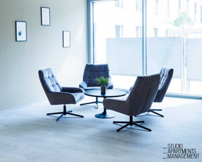 DONAU SIDE: AB SOFORT - Modernes Studio Apartment mit Terrasse, Fitnessstudio & Co-Working