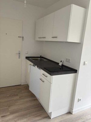 Moderne 1-Zimmer Wohnung in zentraler Lage mit Rhein- und Uninähe