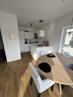 Süd - Penthouse mit kleiner Dachterrasse in Waldnähe