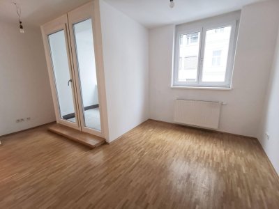 Charmante 2-Zimmer Wohnung mit Loggia nahe Friedensbrücke in 1090 Wien zu mieten