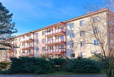 Bezugsfertige 3-Raumwohnung mit Tageslichtbad und Balkon in ruhiger Wohnlage