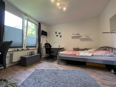 Renoviertes 1 Zimmer Apartment mitten in der Elberfelder Südstadt mit Nähe zum Hbf und zur Uni