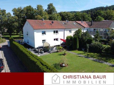 SCHÖNER WOHNEN: Einfamilienhaus mit Garten 2 Garagen, Ebingen