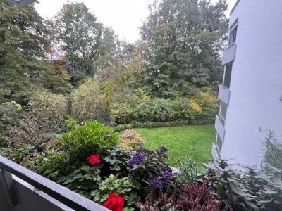 Essingen: Großzügige und gepflegte 2,5-Zimmer Wohnung mit Balkon