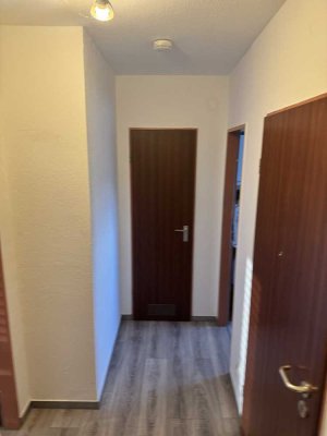 Ein-Helles Zimmer Wohnung zu vermieten