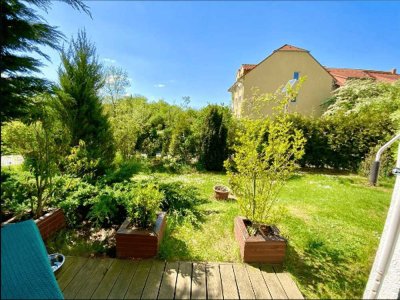 **Großzügige und moderne 3-Zimmer-Wohnung mit 45 m² Garten & Stellplatz**