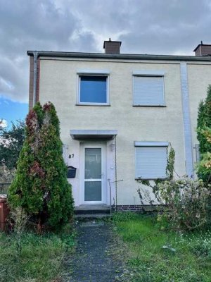 Eckhaus für Heimwerker - mit sehr großzügigem Garten