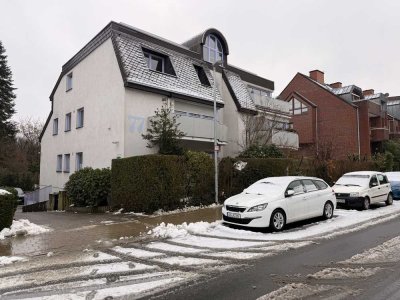 Gepflegte 3-Zimmer Wohnung mit Balkon und Dachterrasse