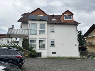 3-Zimmer-EG-Wohnung mit Terrasse und Garten