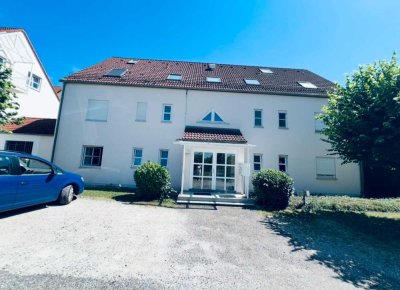 Immo Love Günzburg- Freie 1 ZKB Gartenwohnung mit 35qm und Garage!