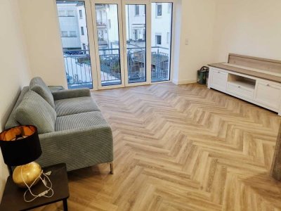 Bonn-City,  Möblierte Wohnung - ca. 50 qm - Balkon - Vis á Vis zum Rathaus und Universität