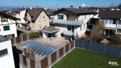 Großzügiges Einfamilienhaus mit Swimmingpool