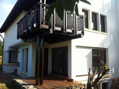 Reutlingen-Stadtmitte, sonnige 1-Fam. DH in grüner Stadtrandlage