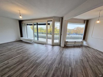 Gute Zehlendorf Lage, helle Wohnung, Lift, Stellplatz , Gäste-WC