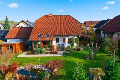 Natürliche Modernität: Wunderschönes Haus mit Garten
