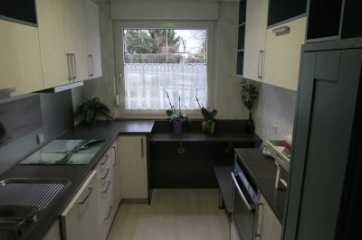 Modernisierte  4-Zimmer-Erdgeschosswohnung mit Balkon und Einbauküche in Waiblingen