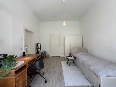 Attraktive 1-Zimmer-Erdgeschosswohnung mit Balkon und Einbauküche in Magdeburg