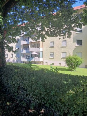 4-Zimmer-Wohnung mit Garage und Außenstellplatz in Baindt von Privat