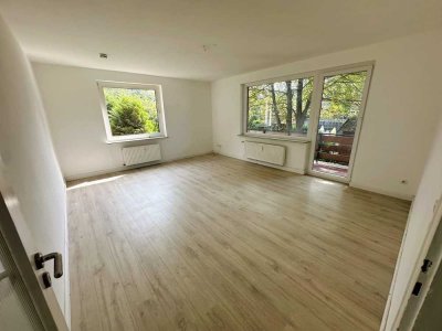 Moderne 4-Zimmer Wohnung mit Balkon und Garten!