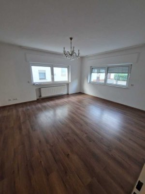 Stilvolle 3-Zimmer-Wohnung in Erpel – 2 Min zum Rhein & Altstadt, Erdgeschoss mit Einbauküche