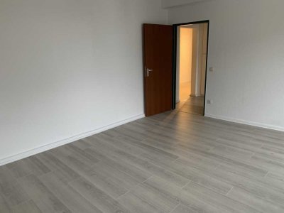 Schön 2 Zimmer Wohnung im Zentrum von Gelsenkirchen-Buer zu vermieten