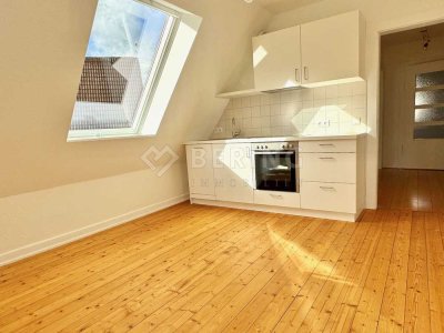 DACHGESCHOSSWOHNUNG MIT EINBAUKÜCHE ° SIEGEN - "IM CHARLOTTENTAL"