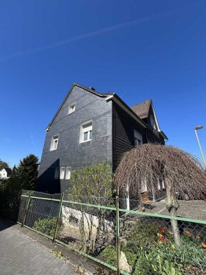 MEHRGENERATIONEN HAUS MITTEN IN BURSCHEID - TRAUMHAFTES GRUNDSTÜCK