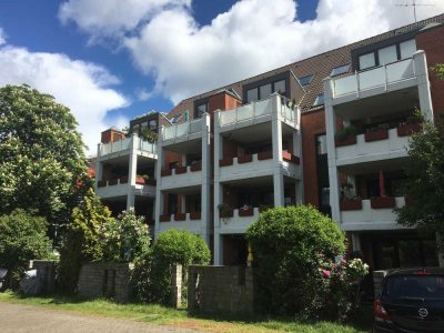 Gepflegte 2,5-Zimmer-Wohnung mit Balkon und EBK in Essen-Borbeck