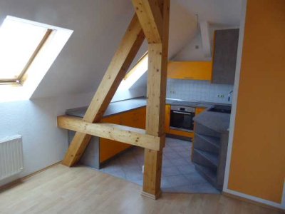 Kochen Sie doch gleich mal was Leckeres! - 2-Raum-Maisonette mit EBK in Bernsdorf