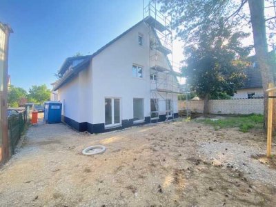 Familienfreundliche Neubau-Doppelhaushälfte im Nürnberger Westen – KfW-70 Energiesparhaus