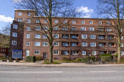 Top Lage Hamburg-Barmbek-Nord, vermietete 2,5-Zimmer-Wohnung mit viel Potenzial...