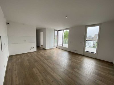 Wohnen am Wasser: 3-Zimmer mit großer Dachterasse