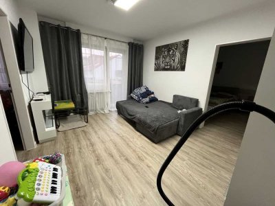 RENOVIERTE 3-ZIMMER-WOHNUNG  MIT BALKON IM 1.OBERGESCHOSS