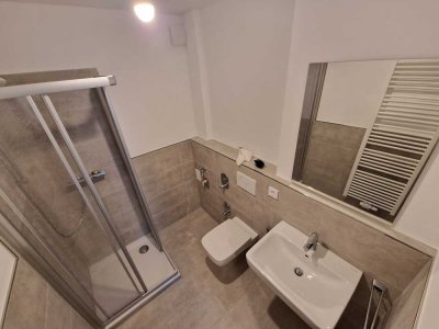 Stilvolle 2-Zimmer-EG-Wohnung mit Balkon in Bonn