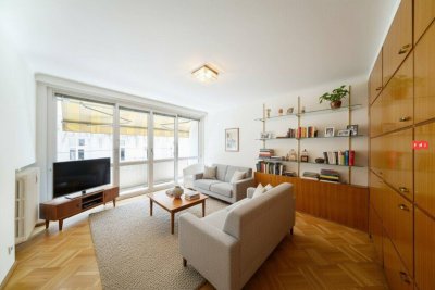 Stilvoll sanierte Wohnung (Büro) mit Loggia bei der Oper