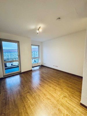 Renovierte 1-Zimmer-Wohnung mit Balkon und Aufzug - ideal für Singles