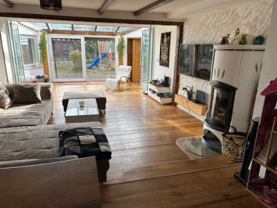 Hauptstraße 25, 87654 Friesenried