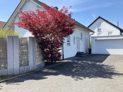 Exklusives Einfamilienhaus in ruhiger Lage von Wendlingen  Ihr neues Traumdomizil! – von privat -