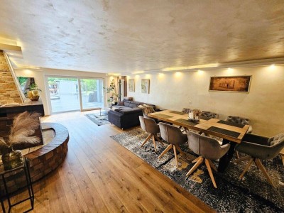 Einfamilienhaus mit hochwertiger Ausstattung | Wintergarten, Pool und ca. 1600m² Eigengrund!