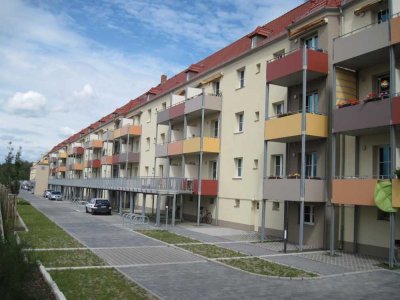 Zentrumsnah: 2-Zimmer-Wohnung mit Balkon und Badewanne